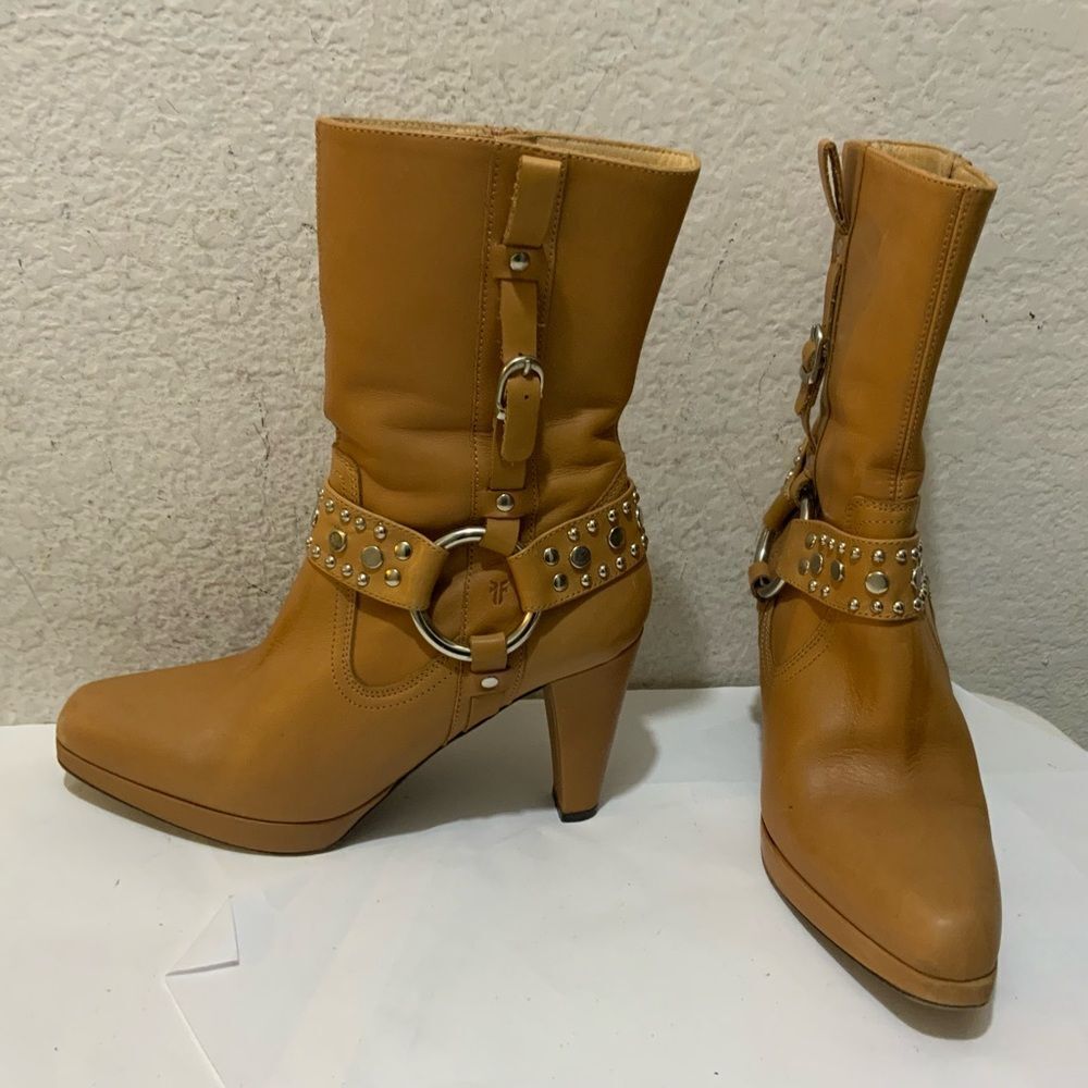Frye Leather Katie Ring Platform Studded Tan Heeled Boots, 7.5M